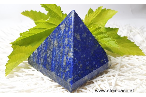 Lapis Lazuli Pyramide 50mm